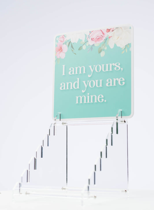 PROP HOLDER - CLEAR ACRYLIC